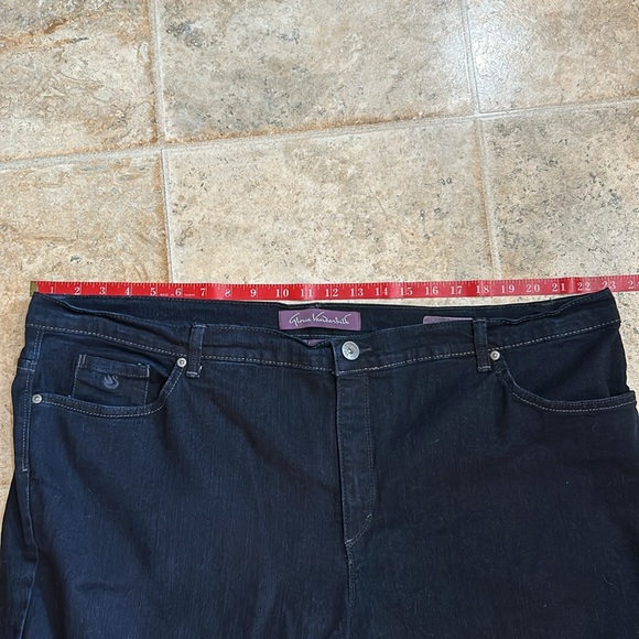 GLORIA VANDERBILT JEANS - Picture 9 of 9